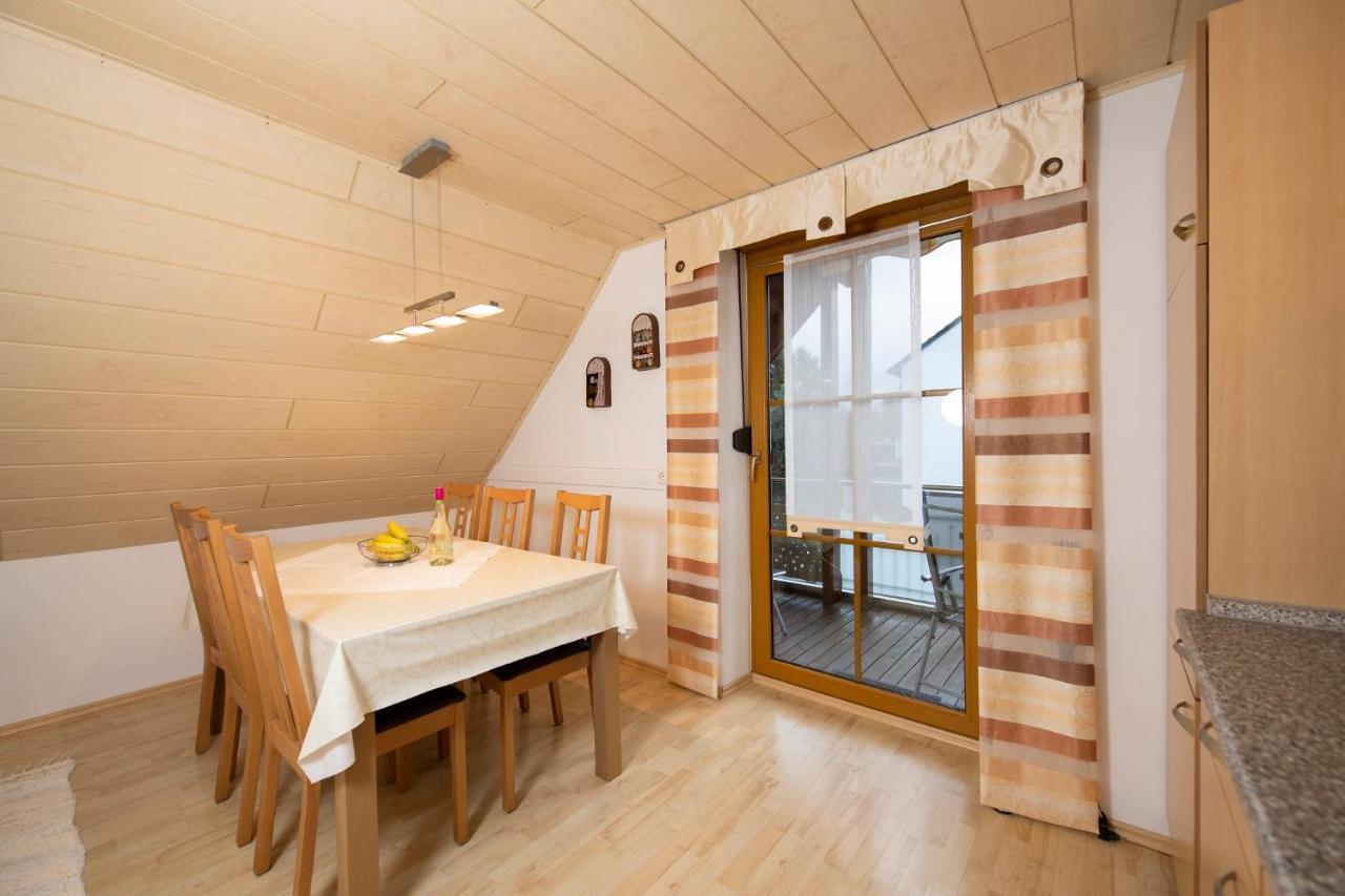 Ferienwohnung Forster Мосбах Экстерьер фото