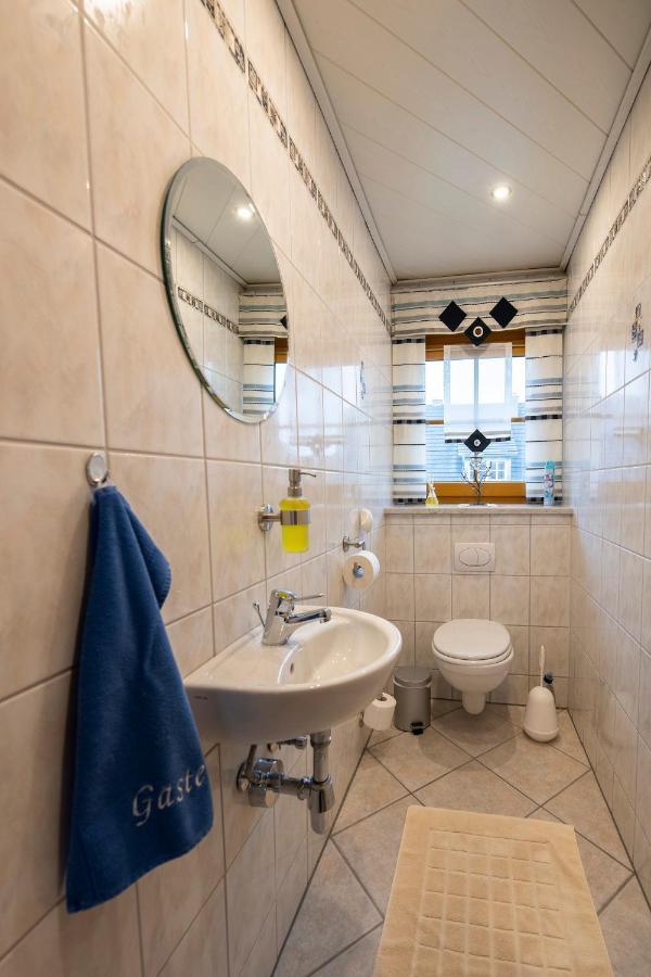 Ferienwohnung Forster Мосбах Экстерьер фото